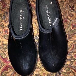 Women’s Sloggers black shoes size 9